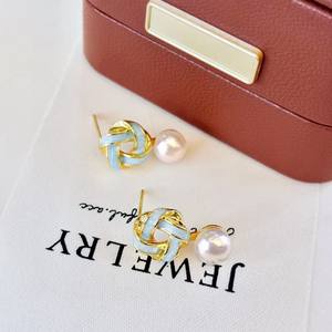 Premium Freshwater <b>Pearl</b> <b>Earrings</b> Natural Rotating Triangle Fried Dough Twists Knot Shake Sound Pop Premium Jewelry - Product Image 2