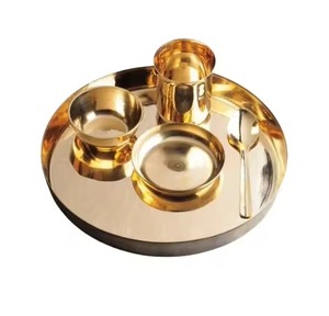 Ensemble de vaisselle vintage en laiton, vaisselle traditionnelle indienne Thali, vente en gros, assiette, bol et cuillère faits à la main pour hôtel - Product Image 3