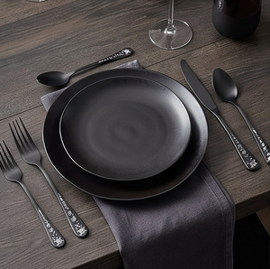 Ensemble de couverts fantaisie noir mat avec motifs tête de mort et musique, vaisselle en métal résistante au lave-vaisselle pour les fêtes - Product Image 4