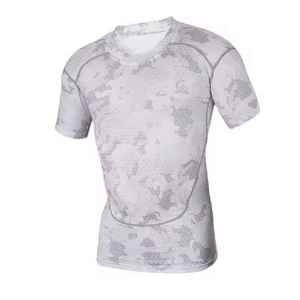เสื้อแรชการ์ดผู้ชายคุณภาพสูง แขนครึ่งตัว แห้งเร็ว สำหรับออกกำลังกายและว่ายน้ำ พร้อมลายพิมพ์ซับลิเมชั่นที่แขนขวา - Product Image 5