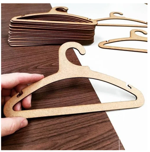 Perchas de madera elegantes y con estilo, de alta tendencia, para el hogar, armarios, habitaciones de hotel y decoración de salas de exhibición. - Product Image 5