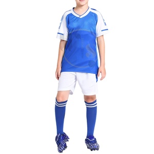 Uniformes de fútbol de algodón de alta calidad unisex, logotipo de equipo con nombre personalizado, ropa de fútbol al por mayor de la mejor calidad para jóvenes adultos, OEM - Product Image 1