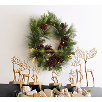 Ensemble de 3 statues de cerfs dorées abstraites, sculptures modernes de rennes en métal, décoration de Noël faite à la main, décoration de table de luxe pour la maison