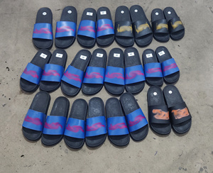 Sandales d'hiver légères et confortables en cuir véritable brodé, à bout ouvert, avec semelle intérieure souple et respirante en PVC - Product Image 1