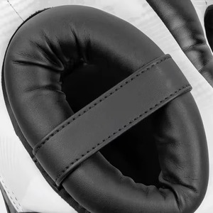 Protector de Cabeza de Boxeo de Alta Calidad Hecho a Medida, Ajustable, de Cuero, para Adultos y Jóvenes, Entrenamiento de Artes Marciales, Sparring, Impermeable - Product Image 6
