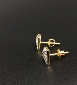 Boucles d'oreilles clous en diamant Luxe Prism, Clous en diamant Elite Crossline, Boucles d'oreilles en diamant Urban Geometry, Boucles d'oreilles clous en diamant taille prisme - Product Image 2