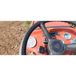 Tracteur Massey Ferguson 60 CV offrant des performances pour l'agriculture commerciale en Zambie - Product Image 5