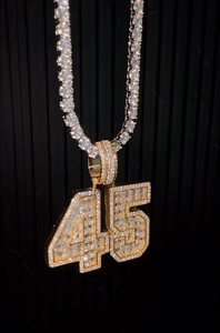 Colgante con el Número 45 Estilo Hip Hop, con Diamantes de Imitación de Corte Radiante, Chapado en Oro de 18K, Aleación de Zinc, Estilo Vintage, Unisex, Ideal para Regalo - Product Image 4