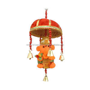 Carillon éolien en tissu de coton Lord Ganesha avec cloches Art traditionnel fait à la main pour le temple d'entrée et la décoration de la maison - Product Image 1