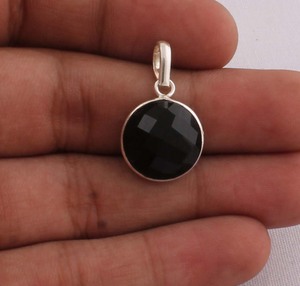 Collar de Plata de Ley 925 con Colgante de Ónix Negro, Gema Negra Natural, Joyería Artesanal Hecha a Mano, Estilo Gótico Vintage, Venta al por Mayor - Product Image 5