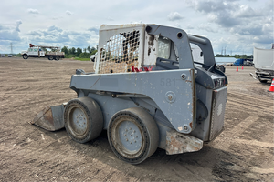 Chargeuse compacte sur pneus 318D, équipement de construction robuste et compact - Product Image 5