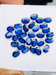 Lot de pierres précieuses saphir bleu naturel, taille ovale, bonne qualité, bel éclat, belle couleur, parfaites pour la fabrication et le polissage, à prix avantageux. - Product Image 5