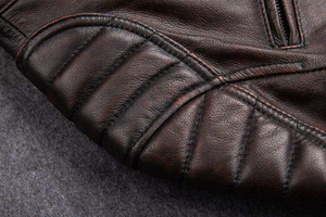 Veste de moto rétro en cuir véritable pour homme, style ancien, en cuir de vachette pleine fleur, coupe ajustée, col à revers, tendance décontractée - Product Image 4