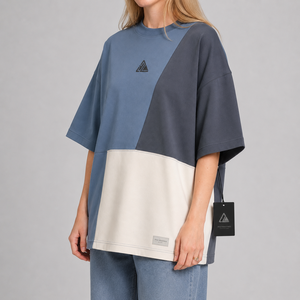 Camiseta de Mujer de Alta Calidad, 100% Algodón, 220 g/m², Ecológica, Ligera, Corte Regular, con Logotipo Personalizado Impreso en DTF, Apliques, para Verano - Product Image 1