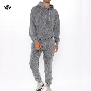 ชุดเสื้อสเวตเชิ้ตและกางเกงจ็อกเกอร์สีเทาแบบ Tie-Dye พรีเมียมสำหรับผู้ชาย |   ชุดเสื้อฮู้ดและกางเกงวอร์มสวมใส่สบายสำหรับใส่ในชีวิตประจำวัน - Product Image 1