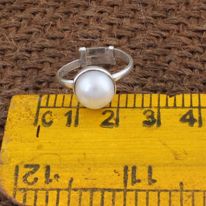 Anillo de Nácar Blanco Natural, Plata de Ley 925, Anillo Redondo con Cabujón, Anillo de Concha Hecho a Mano por Artesanos para Mujer, Venta al por Mayor - Product Image 6