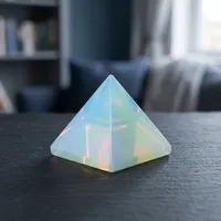Pyramide en opalite naturelle, pierre de guérison, énergie Feng Shui, décoration de méditation, fabricant et fournisseur en gros d'Inde