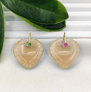 Colgante de Cuarzo Champagne en Forma de Corazón de 20 mm, Chapado en Oro de 18k, Proveedor de Joyería al por Mayor - Product Image 1