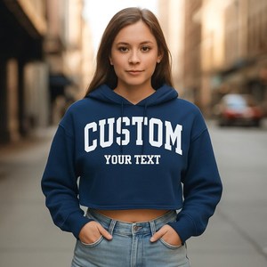 Sudadera con Capucha Corta Personalizada de Invierno, Estilo Universitario, con Logotipo Frontal, 100% Algodón - Product Image 4