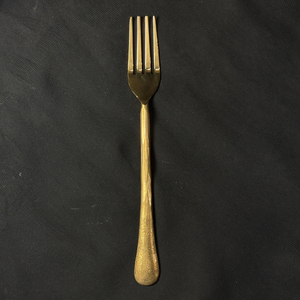 ชุดช้อนส้อม 4 ชิ้น เคลือบทอง PVD สำหรับงานแต่งงาน ปลอดภัยสำหรับเครื่องล้างจาน ผลิตจากสแตนเลส 304 เกรดสำหรับอาหาร ชุดอุปกรณ์เสิร์ฟสำหรับร้านอาหาร ช้อน ส้อม - Product Image 5