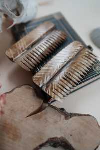 Peines de Hueso de Búfalo Natural Pulidos con Dientes Lisos, Diseño Rústico para Decoración del Hogar a un Precio Muy Económico por Royal Artisans - Product Image 5