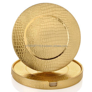 Plato de presentación de metal para cenas especiales del Eid que realza la belleza de la mesa durante reuniones espirituales significativas hoy - Product Image 6