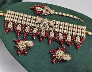 Conjunto nupcial chapado en oro de alta calidad: collar choker, pendientes colgantes, tikka, circonita étnica, moderno, para boda, compromiso, aniversario - Product Image 1
