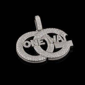 Pendentif personnalisé Iced Out en argent 925 avec lettre et diamant Moissanite, bijou fantaisie de luxe style Hip Hop pour hommes et femmes - Product Image 1