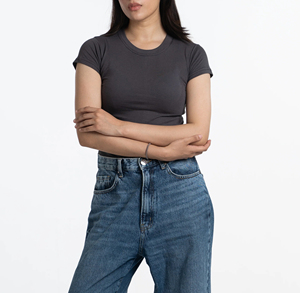Custom Women's Baby Tee 100% Cotton Slim Fit <b>Cropped</b> T-Shirt Short Sleeve Casual Summer <b>Top</b> with Custom Print Logo OEM Wholesale - Product Image 3