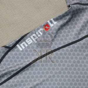 Jiu Jitsu brésilien Rash Guards Nouveau MMA Manches courtes et manches longues Rash Guards de haute qualité par Royal Kimono - Product Image 6
