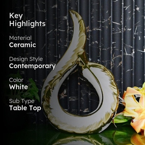 Estatuas de pájaros de cerámica en dos tonos, blanco y dorado, diseño moderno, juego de dos elegantes figuras avianas abstractas, estilo art déco - Product Image 3