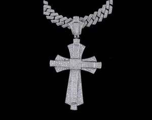 Collar Unisex Clásico con Colgante de Cruz con Incrustaciones de Moissanita Certificada VVS1, Ideal para Regalo de Boda o Fiesta - Product Image 3