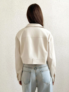 เสื้อแจ็คเก็ตหนังเทียมสีขาวทรงครอปสำหรับผู้หญิง แบบซิป สไตล์บอมเบอร์ เสื้อคลุมลำลองสำหรับฤดูใบไม้ร่วง - Product Image 6