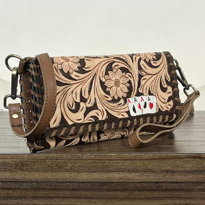 Portefeuille Trifold pour Femme en Cuir Véritable Façonné à la Main, Sac à Bandoulière Unique en Cuir de Vachette avec Pochette de Poignet – Collection March Expo - Product Image 4