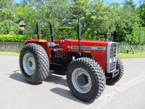 Mini Tractor Agrícola Massey Ferguson MF 290, 80HP, 4 Tiempos, Tracción en 2 Ruedas, Caja de Cambios con Bomba de Engranajes, Bajo Ruido, 5 Años de Garantía - Product Image 3