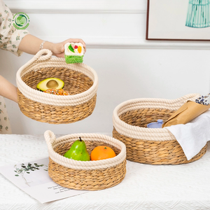 Juego de 3 cestas de jacinto de agua con bordes cosidos y 1 asa, cesta de almacenamiento hecha a mano, venta al por mayor, ecológica, hecha en Vietnam - Product Image 5