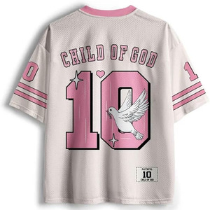 Camiseta deportiva rosa con cuello en V y estampado gráfico de inspiración religiosa para mujer, estilo casual y urbano, top de verano. - Product Image 2