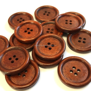 กระดุมไม้ธรรมชาติทำด้วยมือสี่รูที่น่าสนใจเป็นมิตรกับสิ่งแวดล้อมดีไซน์ทันสมัยปรับแต่งได้ตัวเลือกสำหรับเสื้อโค้ท - Product Image 4