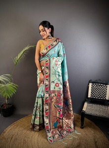 <b>Red</b> <b>Silk</b> Paithani Saree Zari Woven Floral Sari for Wedding Party Festival Wear - Product Image 3