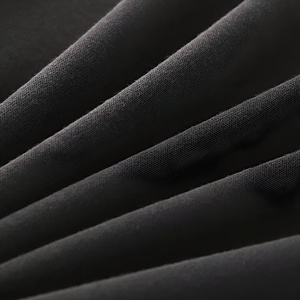 เสื้อฮู้ดดี้ลายกราฟิกสีดำ ดีไซน์สร้างสรรค์ เนื้อผ้านุ่มสบาย สไตล์สตรีทแวร์ทันสมัย แฟชั่นประจำวัน - Product Image 5