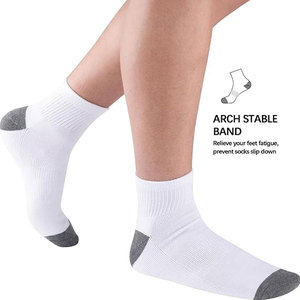 12 paires de chaussettes courtes pour hommes, couleur blanche, confortables, respirantes, décontractées, athlétiques, en coton mélangé doux, pour tous les jours - Product Image 4