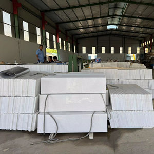 Dalles de revêtement d'escalier en marbre naturel du Vietnam, écologiques, imperméables et durables, pour usage intérieur et extérieur dans les villas et appartements - Product Image 1