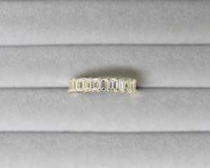 Anillo de Eternidad con Diamantes Cultivados en Laboratorio, Corte Baguette, Anillo de Boda, Anillo de Eternidad Completa con Diamantes, Anillo de Aniversario de Oro, Anillo Apilable para Novia - Product Image 2