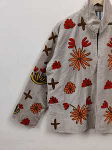 Chaqueta Bomber de Terciopelo con Bordado de Leopardo Reversible, Ecológica y Hecha a Mano, con Mangas Cortas y Cuello Extendido - Product Image 2