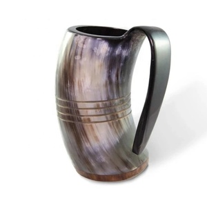Style nautique Viking Horn Tankard Mug Fait à la main de qualité naturelle Technique sculptée pour servir et boire à la maison Hôtel Restaurant - Product Image 2