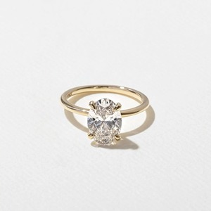 Bague de fiançailles et de mariage solitaire en diamant de laboratoire taille brillant ronde 3.0 CT, plaqué or argenté, VVS2, bijoux fins - Product Image 1