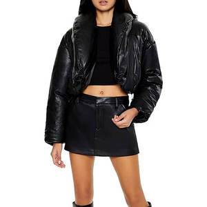 Veste courte matelassée en PU noir, col montant, fermeture éclair, coupe-vent, style streetwear - Product Image 1