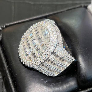 Bague de fiançailles et de mariage pour homme en argent sterling 925, sertie de moissanite taille baguette et taille ronde, style hip-hop, bijou de déclaration - Product Image 2