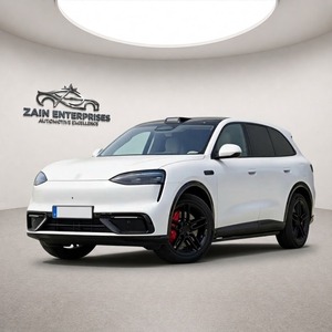 AI-TO M6 2026 SUV Électrique Ultra 4x4 à Autonomie Étendue Blanc avec Jantes Noires et Étriers de Frein Rouges - Product Image 1
