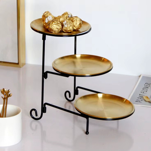 Base de metal dorada premium para exhibir pasteles de boda y decorar mesas de postres para fiestas - Product Image 1